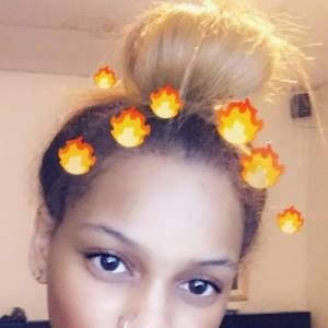 Meet your Posher, Kay